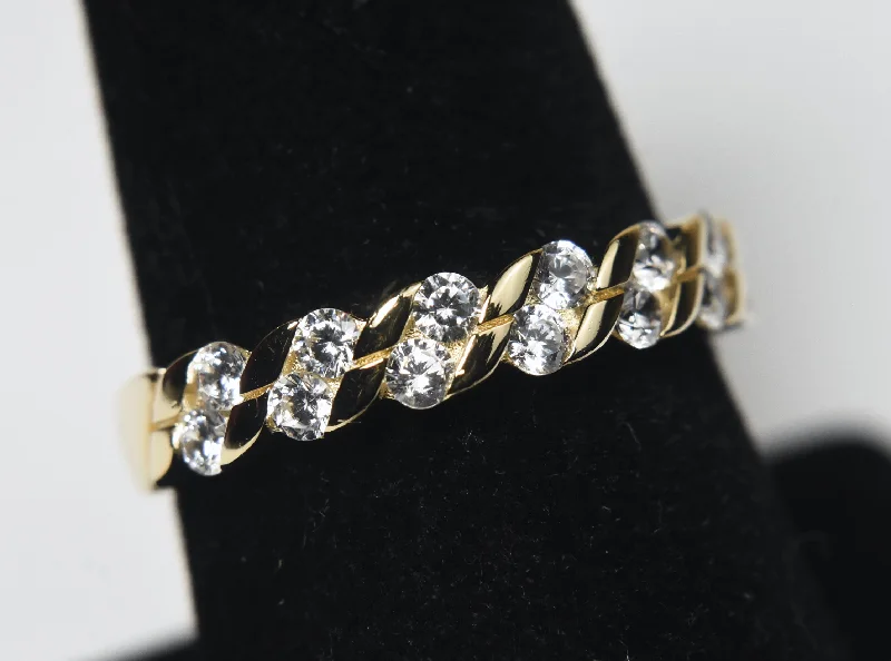 Ladies rings vintage brilliance -Gold Tone Sterling Silver Channel Set Ring - Size 8