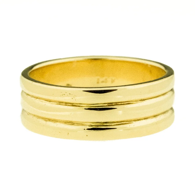 Ladies rings retro flair -6mm Wide Lady's Gold Band Ring in 14K Yellow Gold - Size 4.75