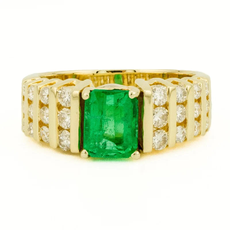 Ladies rings timeless brilliance -0.83ctw Emerald and 0.72ctw Diamond Accented Gemstone Ring in 18K Yellow Gold - Size 5.25