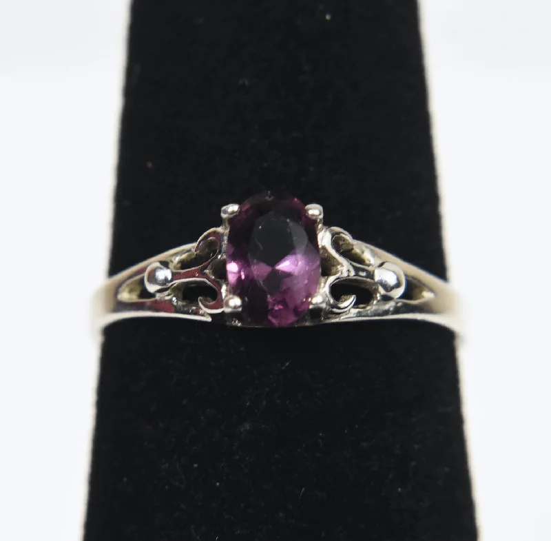 Ladies rings unique shine -Sterling Silver Expandable Purple Stone Ring - Size 4+