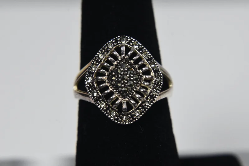 Ladies rings bold shine -Sterling Silver Art Deco Pierced Design Marcasite and Clear Stone Ring - Size 6