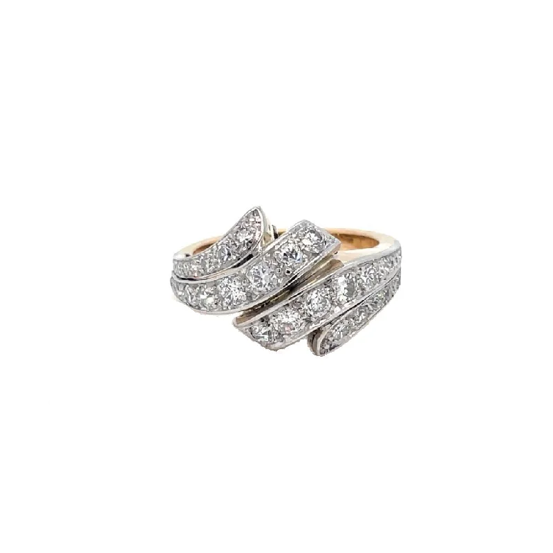 Ladies rings with claw motifs -Retro 1,50 Carat Diamond Cocktail Gold Ring