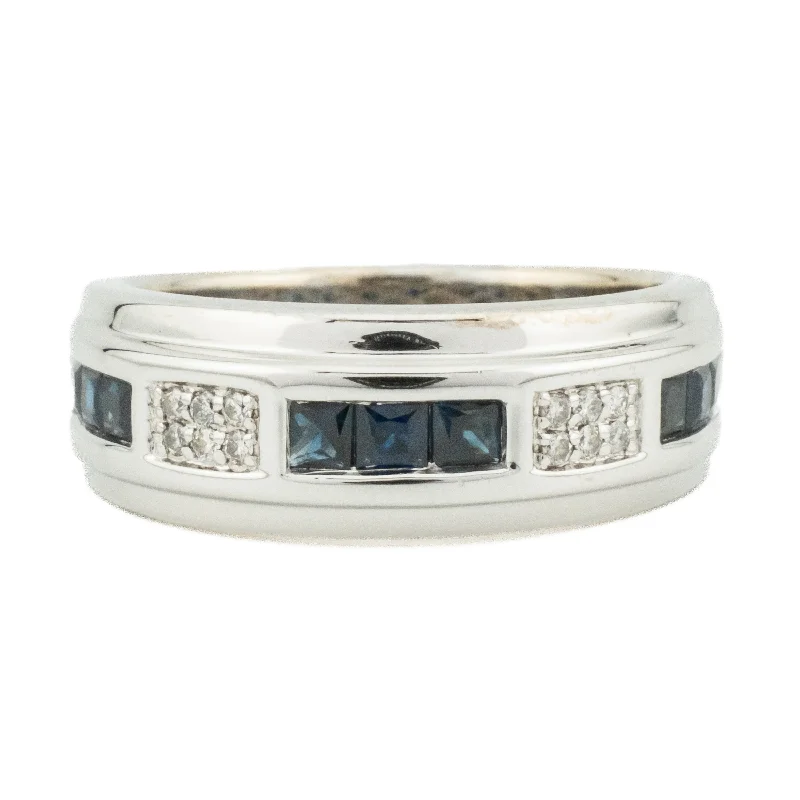 Ladies rings glossy shine -0.50ctw Sapphire & Diamond Accentented Gents Ring in 10K White Gold - Size 9.75