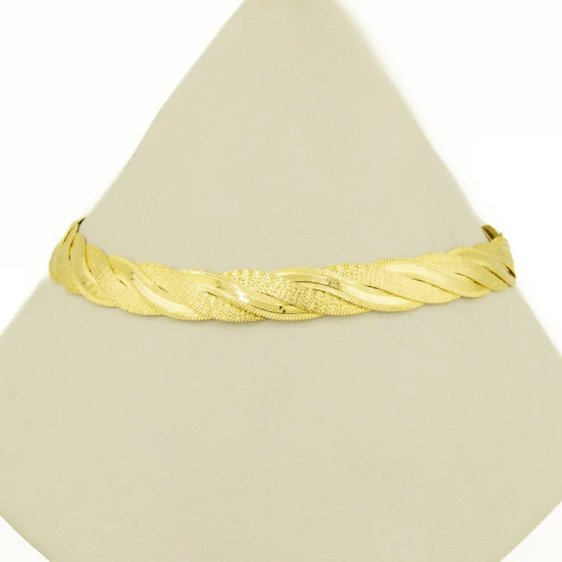 Ladies rings for wild vibes -6mm Wide Herringbone Twist 7.75" Bracelet in 14 Yellow Gold