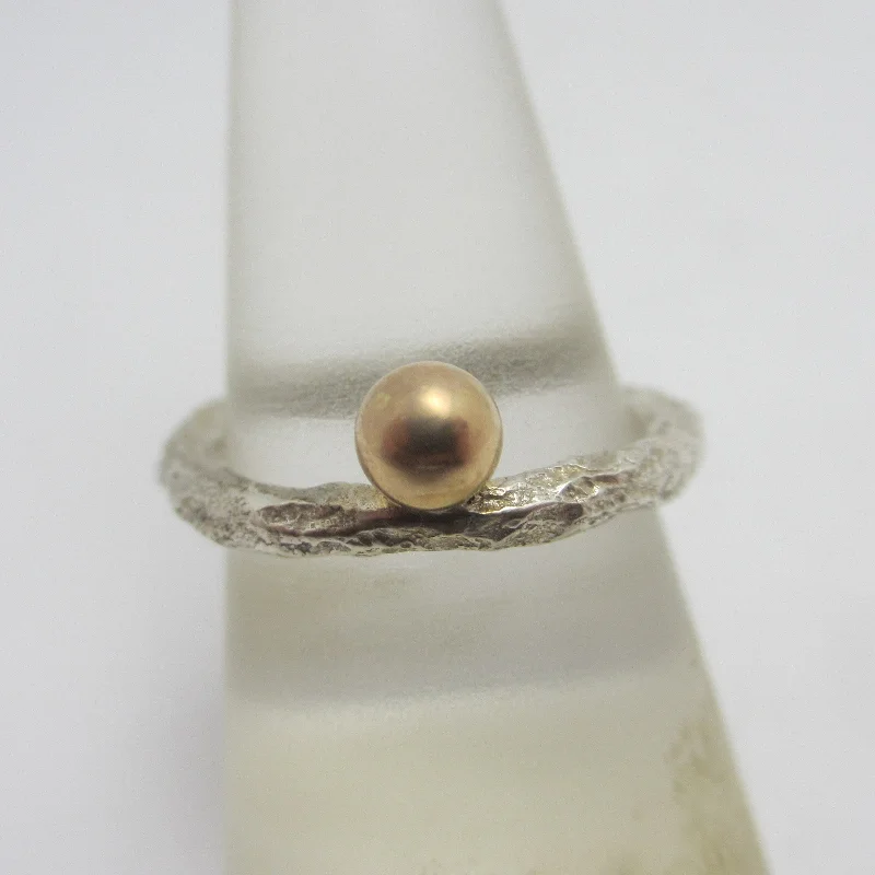 Ladies rings for lens vibes -9k Gold Ball Sterling Silver Ring Vintage c1980