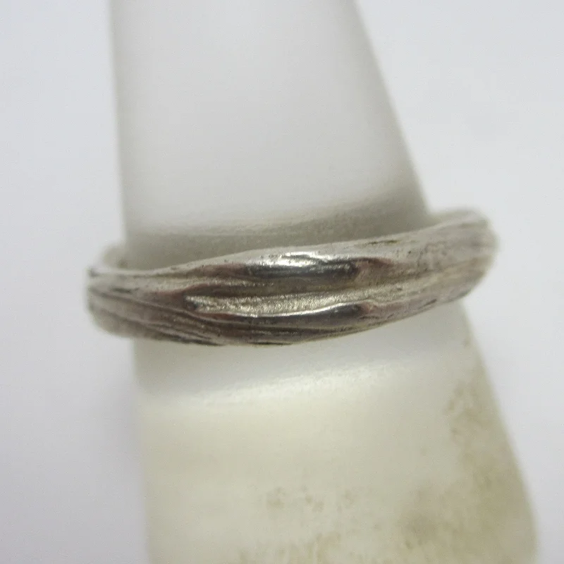 Ladies rings light elegance -Sterling Silver Band Ring Vintage c1980